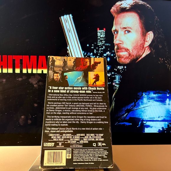 The Hitman (vhs, 1991) Action Movie Chuck Norris - Picture 2 of 3